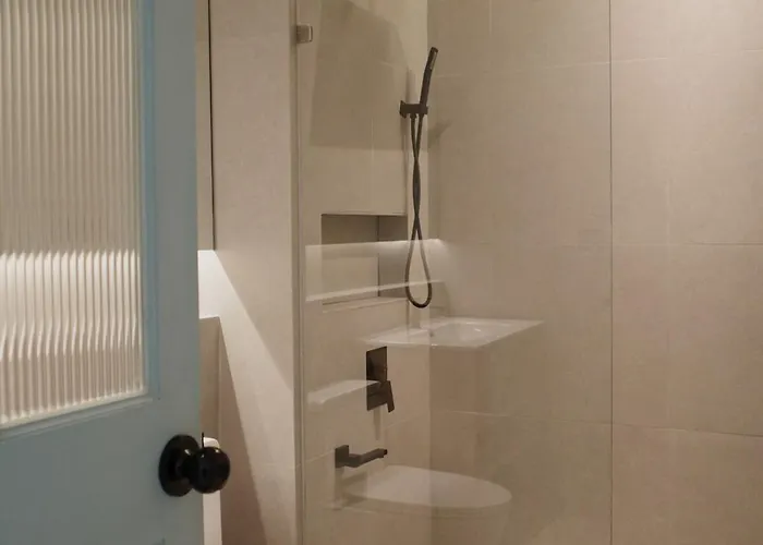 Middle Haus 3br Near Bts Ari, *