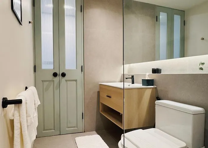 Villa Middle Haus 3br Near Bts Ari,