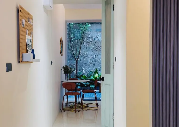 Middle Haus 3br Near Bts Ari, Villa Bangkok